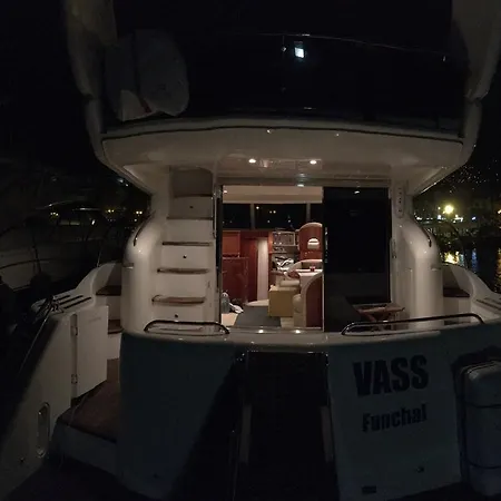 Bateau-hôtel Vass Funchal (Madeira)